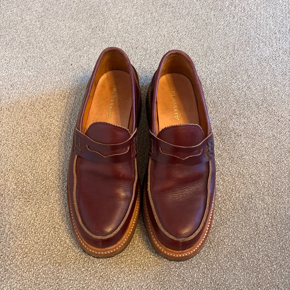 Unbranded Men's Burgundy Leather Penny Loafers - Picture 2 of 4
